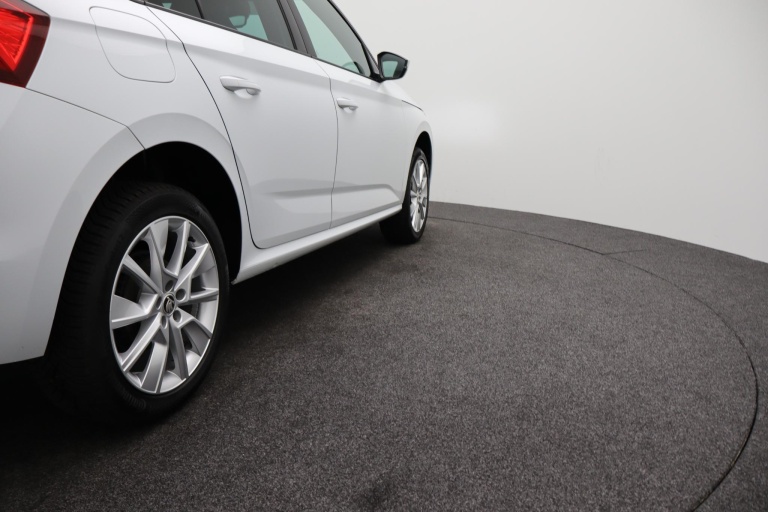 Skoda Kamiq - 1.0 TSI Sport Business 35