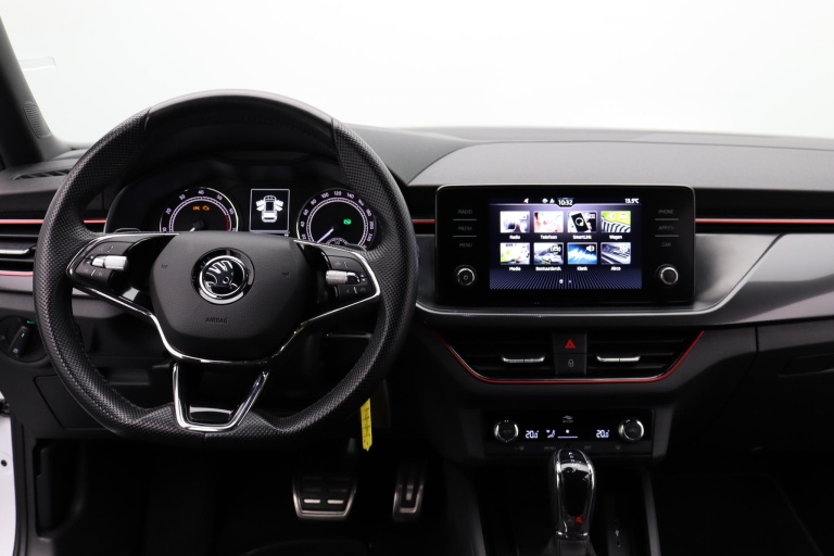 Skoda Kamiq - 1.0 TSI Sport Business 8