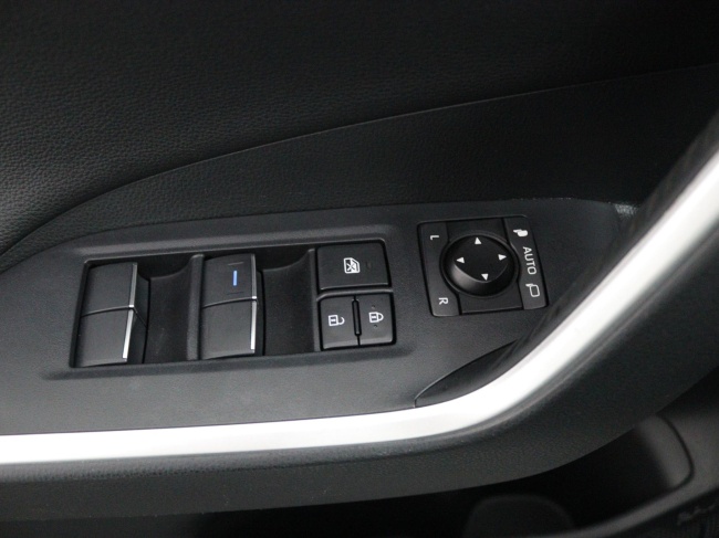 Toyota RAV4 - 2.5 Hybrid AWD Bi-Tone