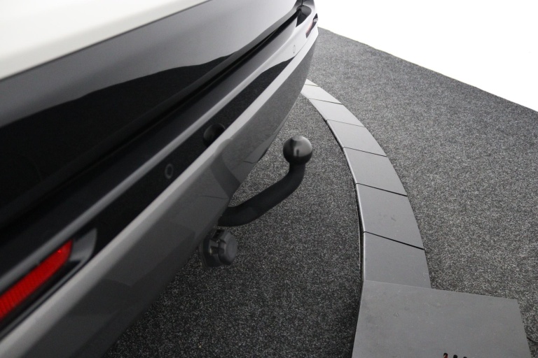 Toyota RAV4 - 2.5 Hybrid AWD Bi-Tone 35