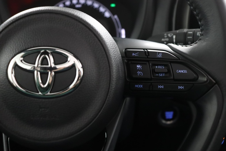 Toyota Aygo X - 1.0 VVT-i MT Premium 21