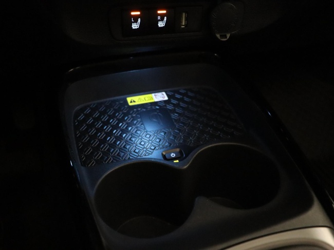 Toyota Aygo X - 1.0 VVT-i MT Premium