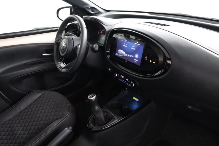 Toyota Aygo X - 1.0 VVT-i MT Premium 51