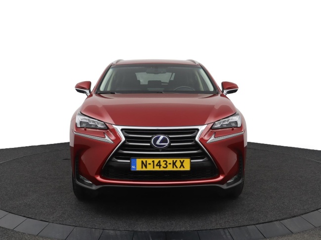 Lexus NX - 300h AWD President Line