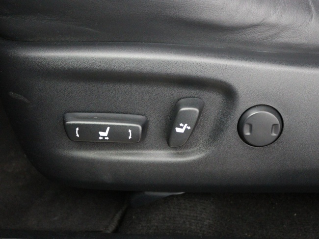 Lexus NX - 300h AWD President Line