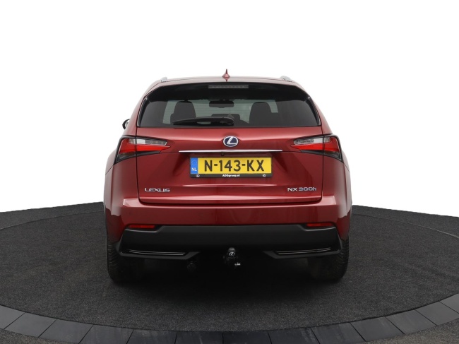 Lexus NX - 300h AWD President Line