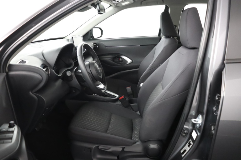 Toyota Yaris Cross - 1.5 Hybrid 115 Active 17