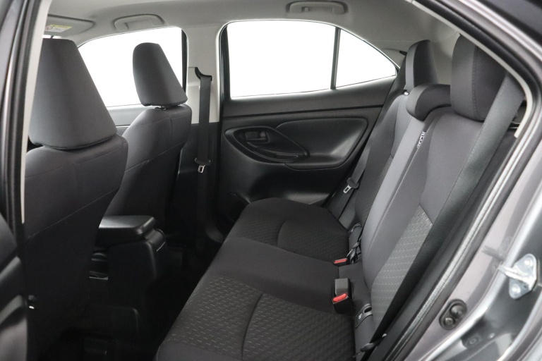 Toyota Yaris Cross - 1.5 Hybrid 115 Active 18