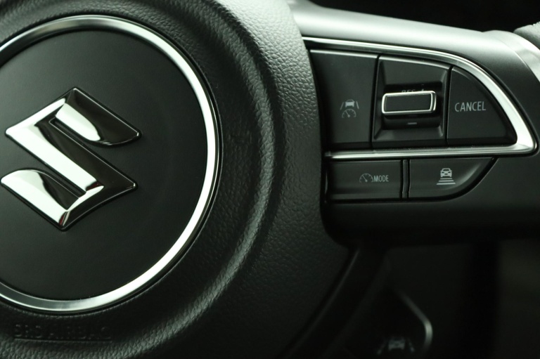 Suzuki Swift - 1.2 Style Smart Hybrid 21