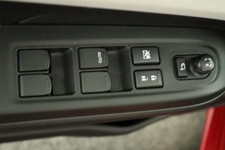 Suzuki Swift - 1.2 Style Smart Hybrid 29