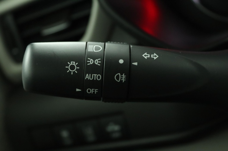 Suzuki Swift - 1.2 Style Smart Hybrid 32