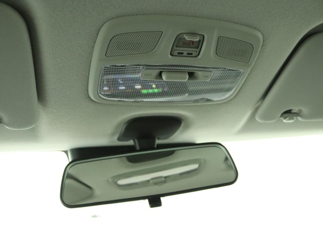 Suzuki Swift - 1.2 Style Smart Hybrid