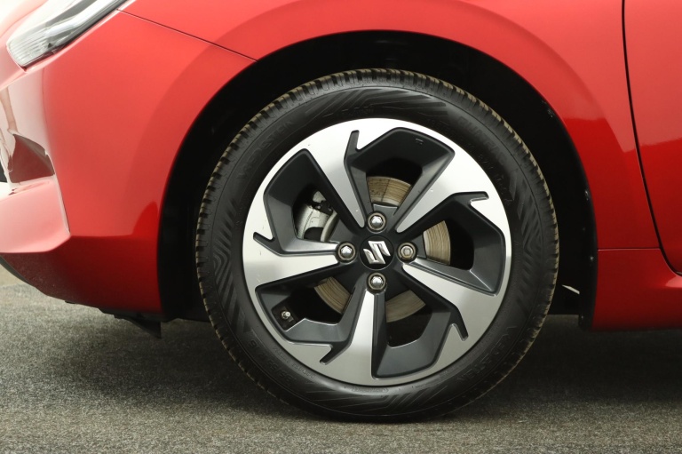 Suzuki Swift - 1.2 Style Smart Hybrid 39