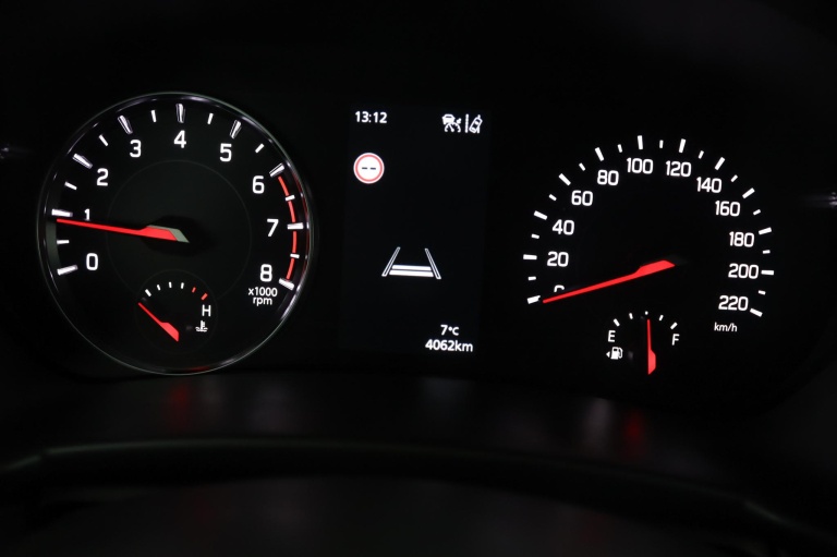 Suzuki Swift - 1.2 Style Smart Hybrid 48