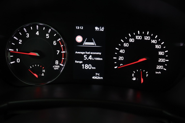 Suzuki Swift - 1.2 Style Smart Hybrid 49