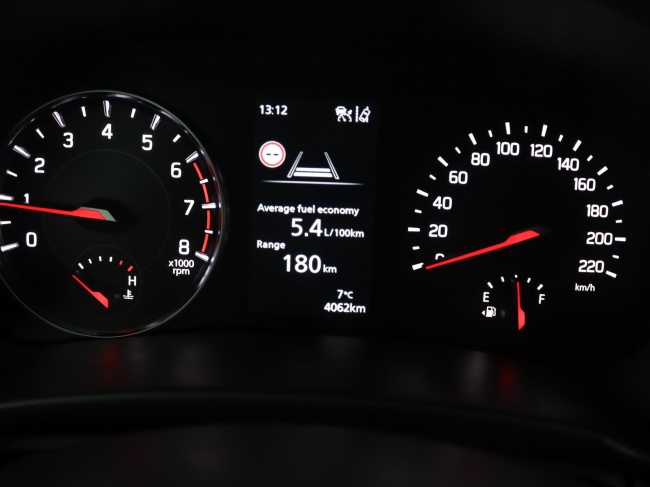 Suzuki Swift - 1.2 Style Smart Hybrid