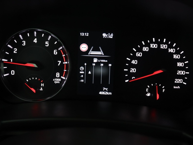 Suzuki Swift - 1.2 Style Smart Hybrid