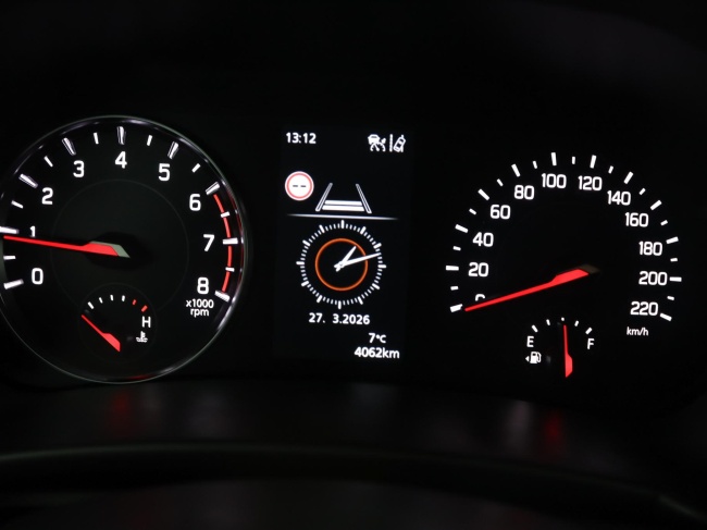 Suzuki Swift - 1.2 Style Smart Hybrid