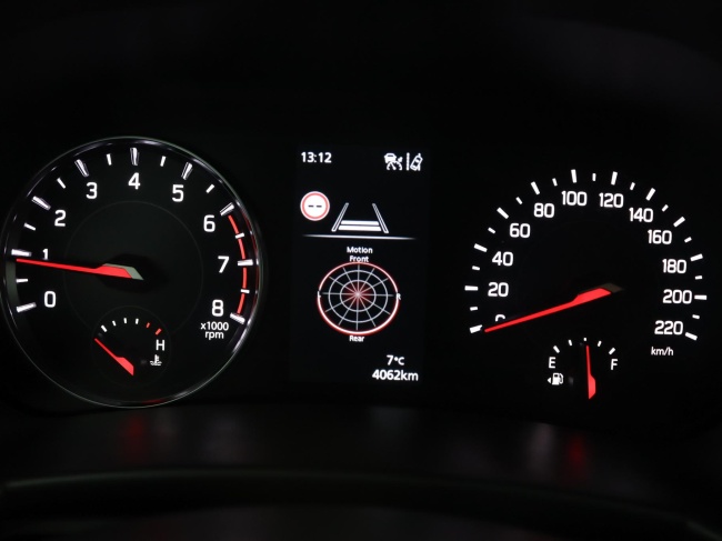 Suzuki Swift - 1.2 Style Smart Hybrid