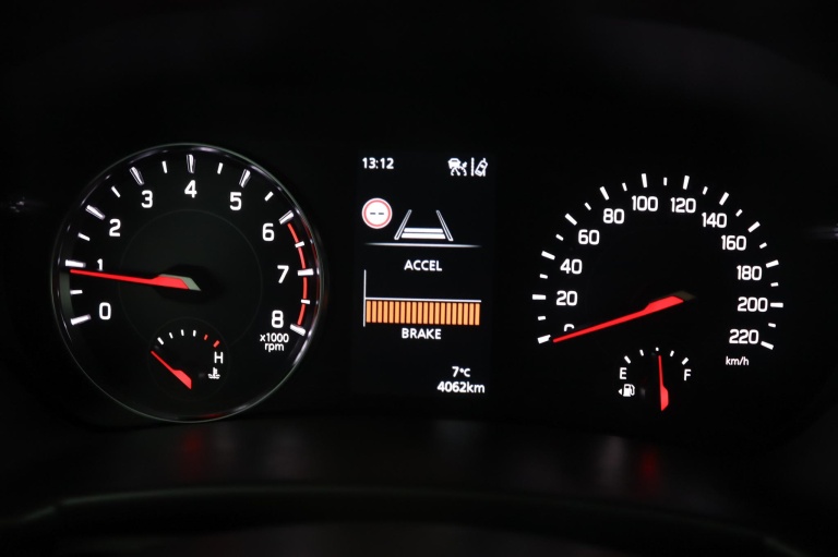 Suzuki Swift - 1.2 Style Smart Hybrid 56