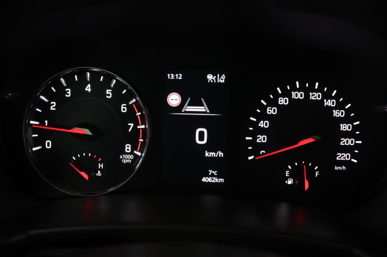 Suzuki Swift - 1.2 Style Smart Hybrid 58