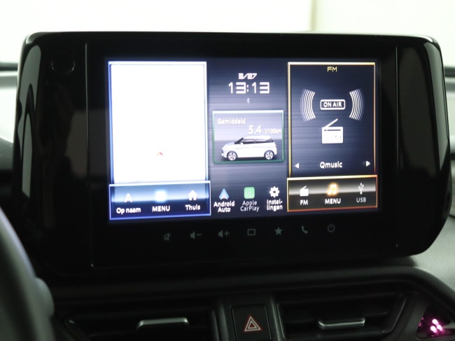 Suzuki Swift - 1.2 Style Smart Hybrid