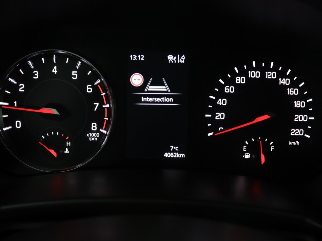 Suzuki Swift - 1.2 Style Smart Hybrid