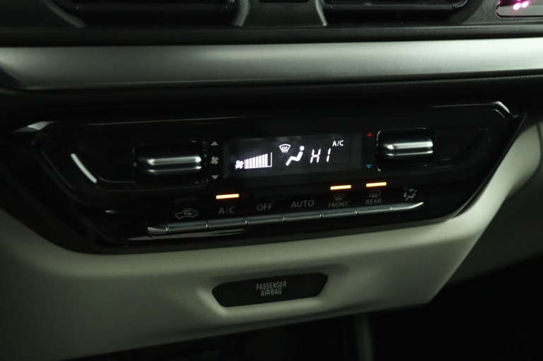 Suzuki Swift - 1.2 Style Smart Hybrid 7