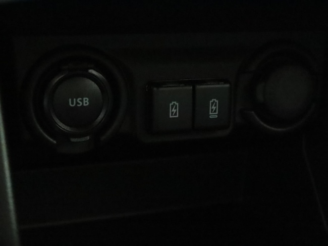 Suzuki Swift - 1.2 Style Smart Hybrid