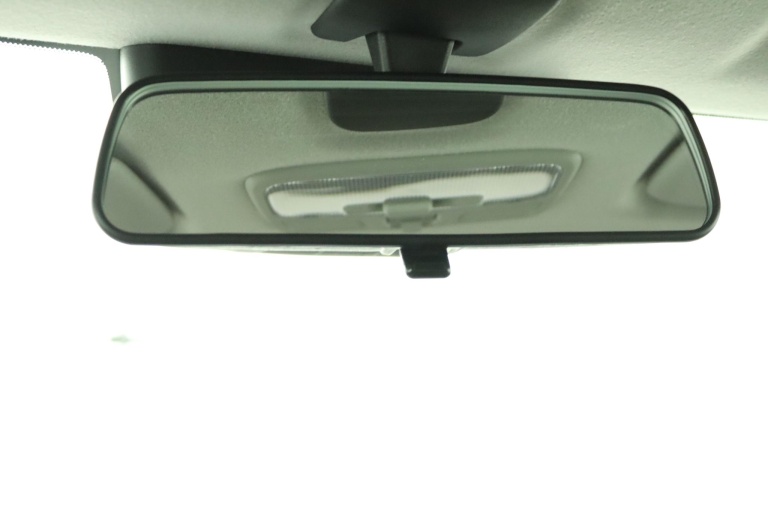 Suzuki Swift - 1.2 Style Smart Hybrid 72