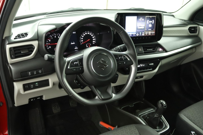 Suzuki Swift - 1.2 Style Smart Hybrid 73