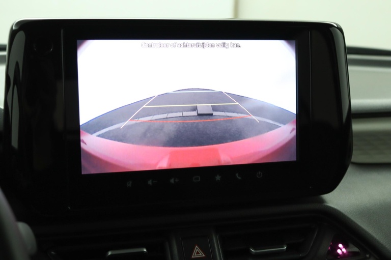 Suzuki Swift - 1.2 Style Smart Hybrid 9