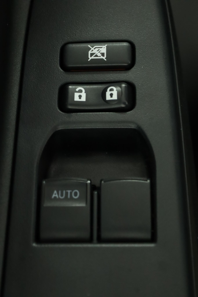 Toyota Yaris - 1.5 VVT-i Active 28