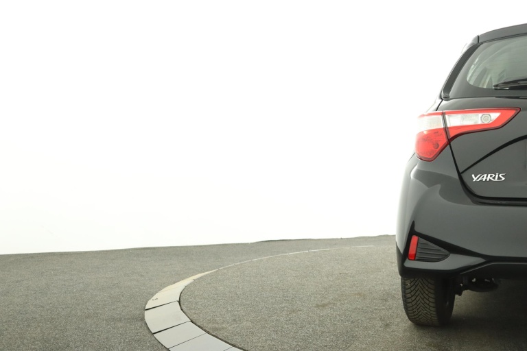 Toyota Yaris - 1.5 VVT-i Active 39
