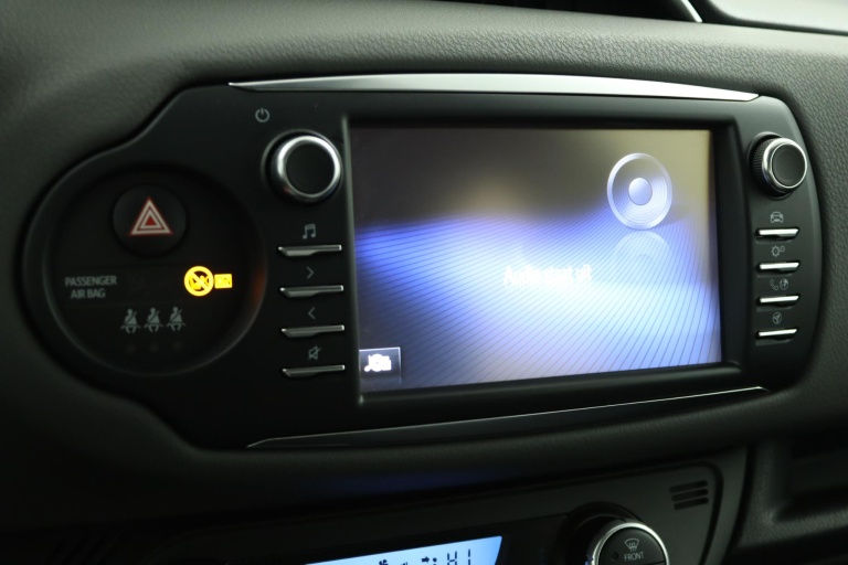 Toyota Yaris - 1.5 VVT-i Active 57