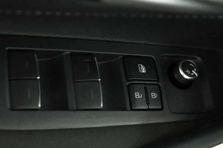 Toyota Corolla Touring Sports - 1.8 Hybrid Active 27