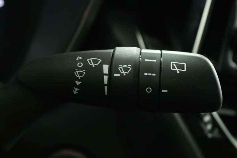 Toyota Corolla Touring Sports - 1.8 Hybrid Active 29