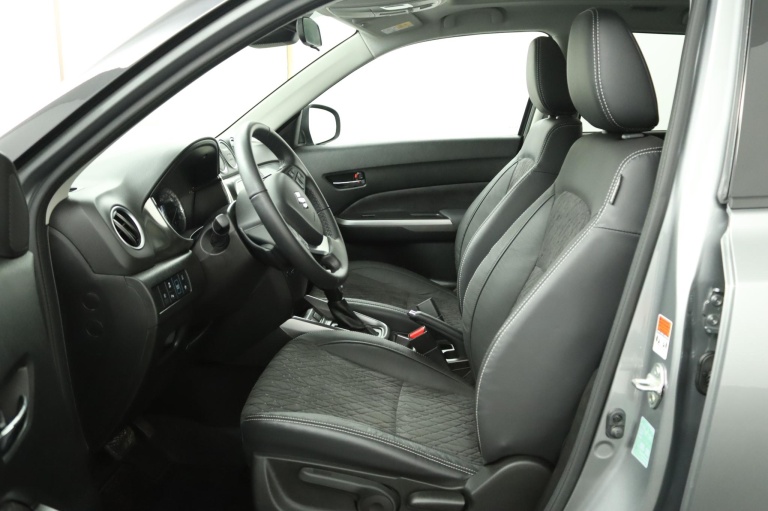 Suzuki Vitara - 1.5 Hybrid Style 17