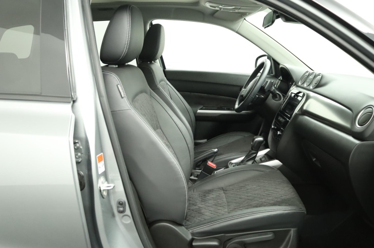 Suzuki Vitara - 1.5 Hybrid Style 22