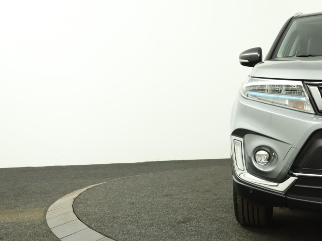 Suzuki Vitara - 1.5 Hybrid Style