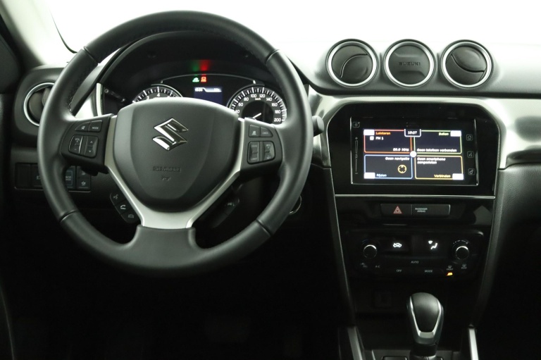 Suzuki Vitara - 1.5 Hybrid Style 68