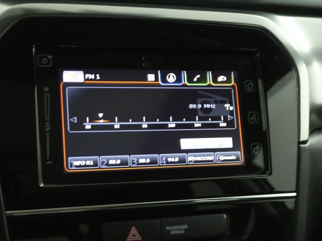 Suzuki Vitara - 1.5 Hybrid Style