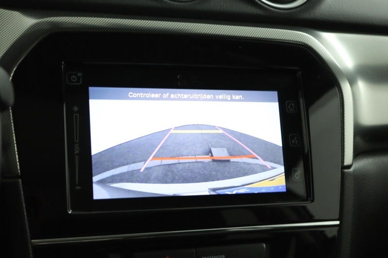 Suzuki Vitara - 1.5 Hybrid Style 9