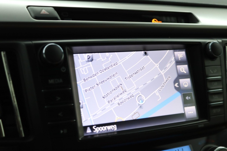 Toyota RAV4 - 2.5 Hybrid AWD Executive Business 28