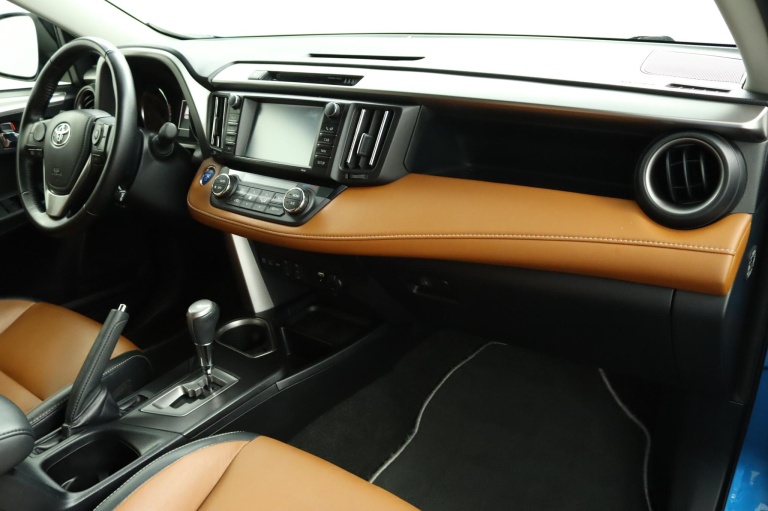 Toyota RAV4 - 2.5 Hybrid AWD Executive Business 47