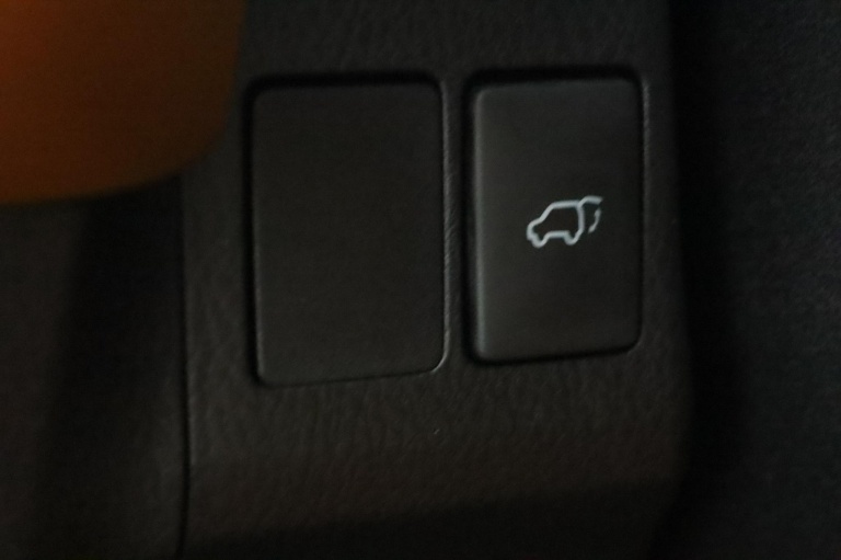 Toyota RAV4 - 2.5 Hybrid AWD Executive Business 48