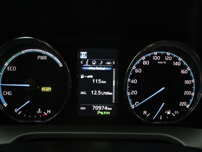 Toyota RAV4 - 2.5 Hybrid AWD Executive Business