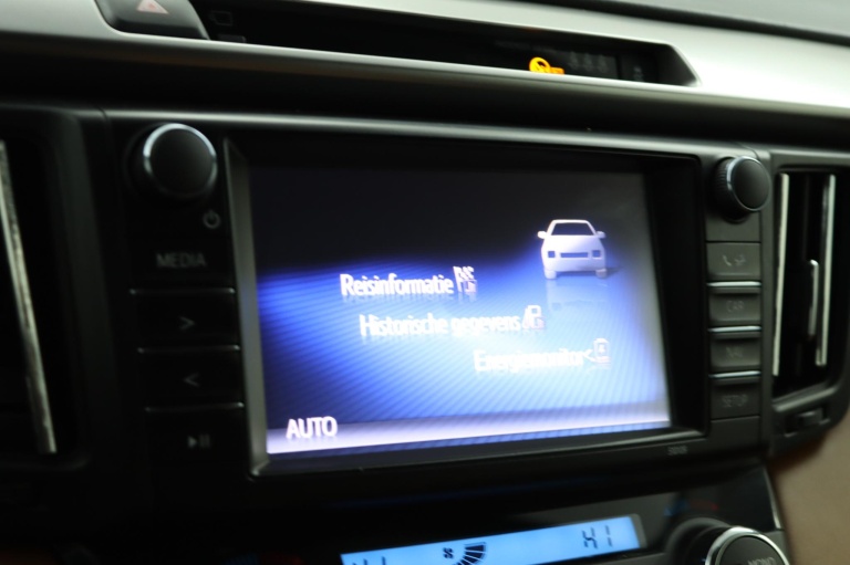 Toyota RAV4 - 2.5 Hybrid AWD Executive Business 64