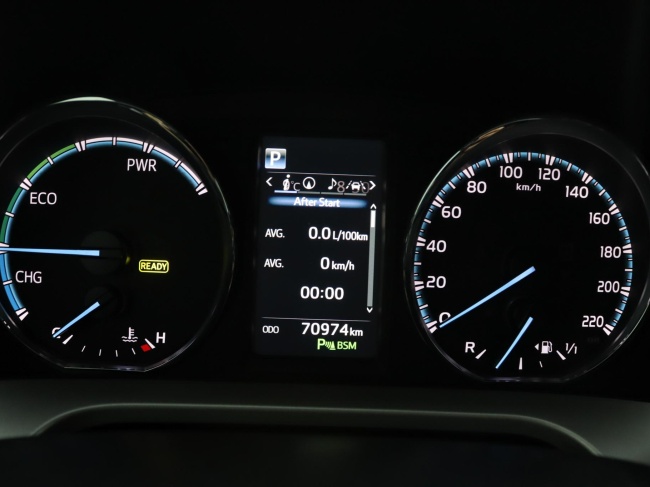 Toyota RAV4 - 2.5 Hybrid AWD Executive Business