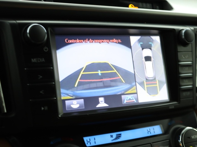 Toyota RAV4 - 2.5 Hybrid AWD Executive Business